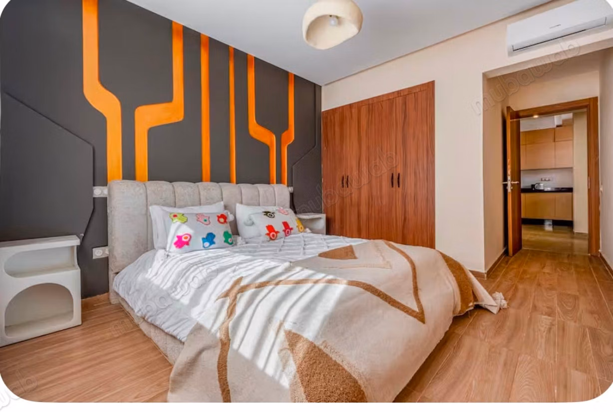 Appartement 94 m² vendu meublé – 2 chambres, 2 SDB, piscine – Agdal