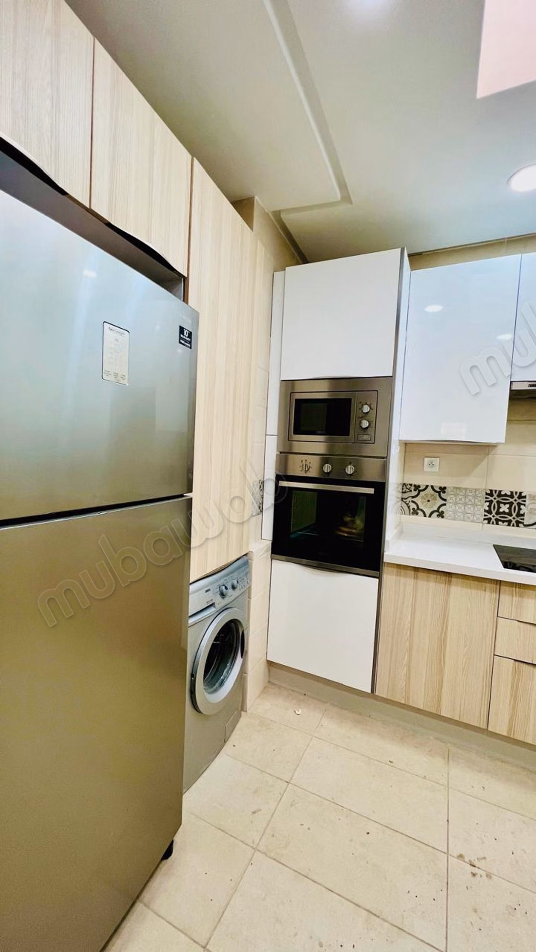 Hermoso apartamento en alquiler en Haut Agdal. 3 habitaciones grandes. Vista excepcional al mar, calefacción central