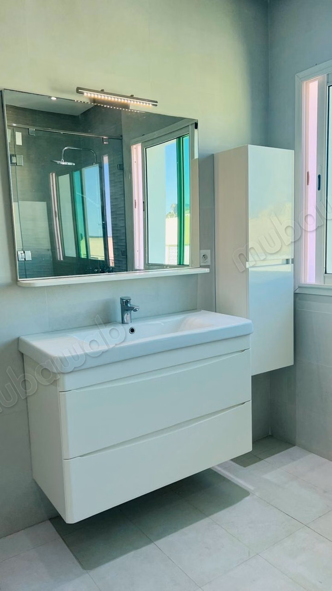 Hermoso apartamento en alquiler en Haut Agdal. 3 habitaciones grandes. Vista excepcional al mar, calefacción central