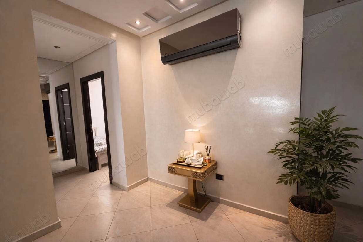 Superbe appartement à louer en Centre. 
Surface totale 130 m². 
Meublé