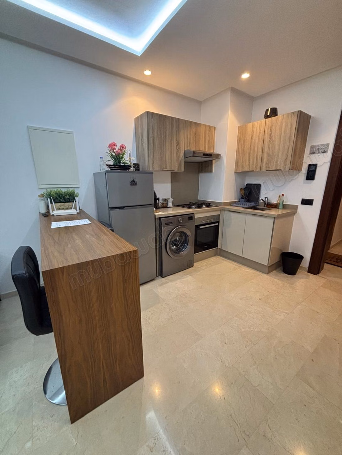 Stunning apartment for rent in Casablanca Finance City. 1 Room. Elevator and garage