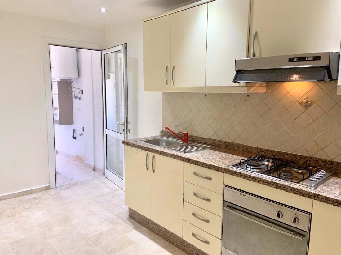 Appartement a louer zerktouni 
2 chambre
