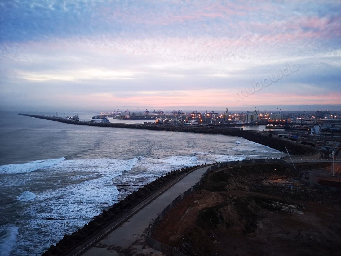 Appartement à l'achat à Casablanca Marina.
Superficie 170 m².
Meublé