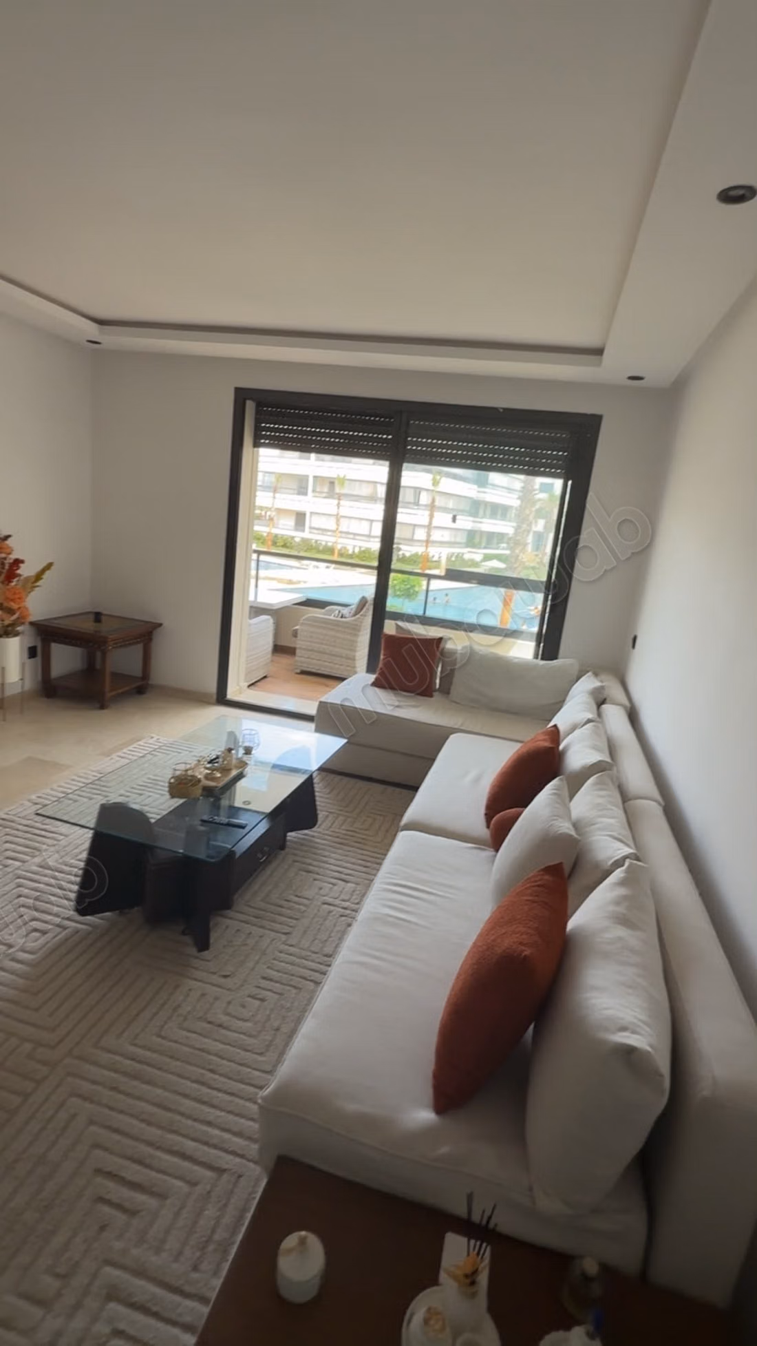 For rent - 104 m² apartment in Eden Mansouria