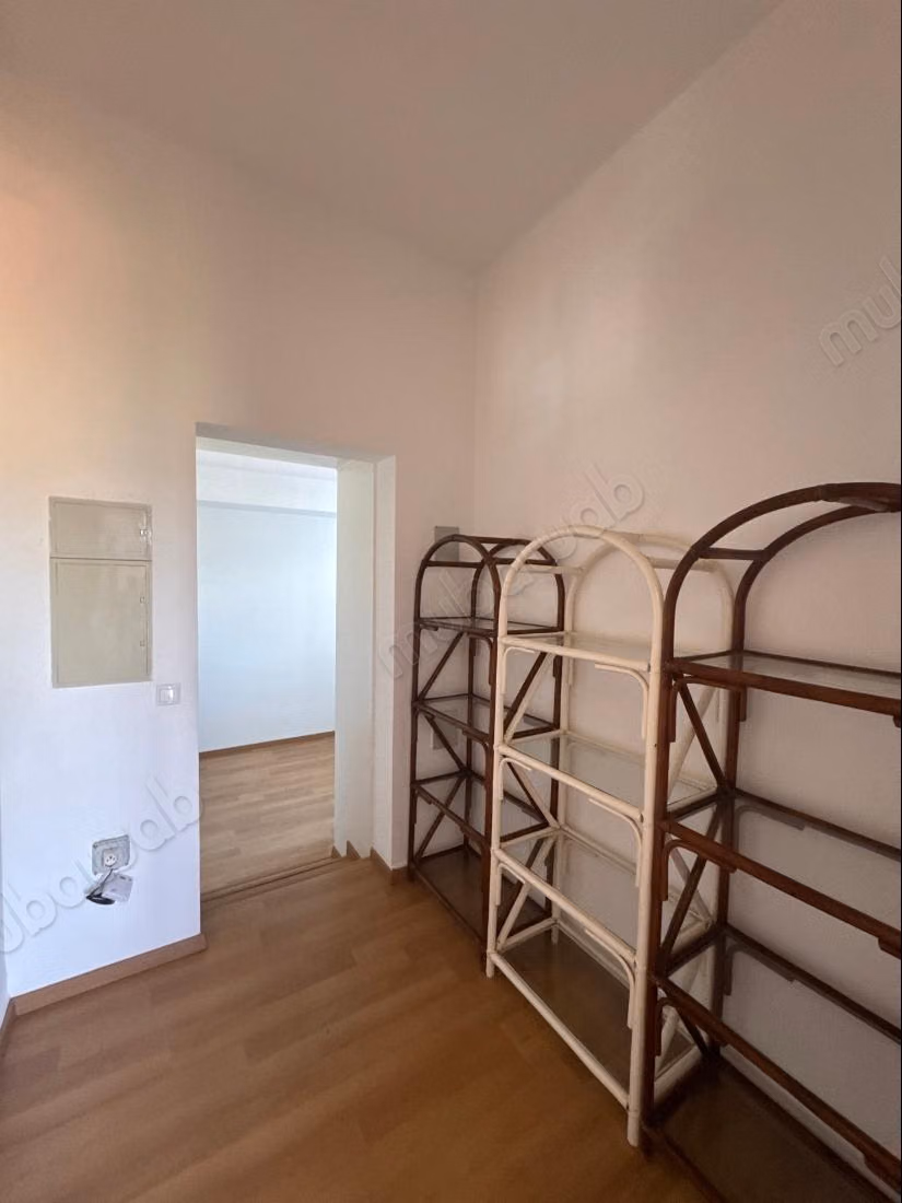 Stupenda villa in affitto a Souissi. 7 camere confortevoli. Terrazza e giardino