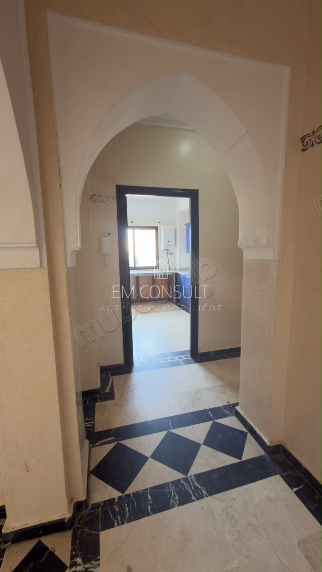 LOCATION Appartement 3 chambres 136 m² Hivernage