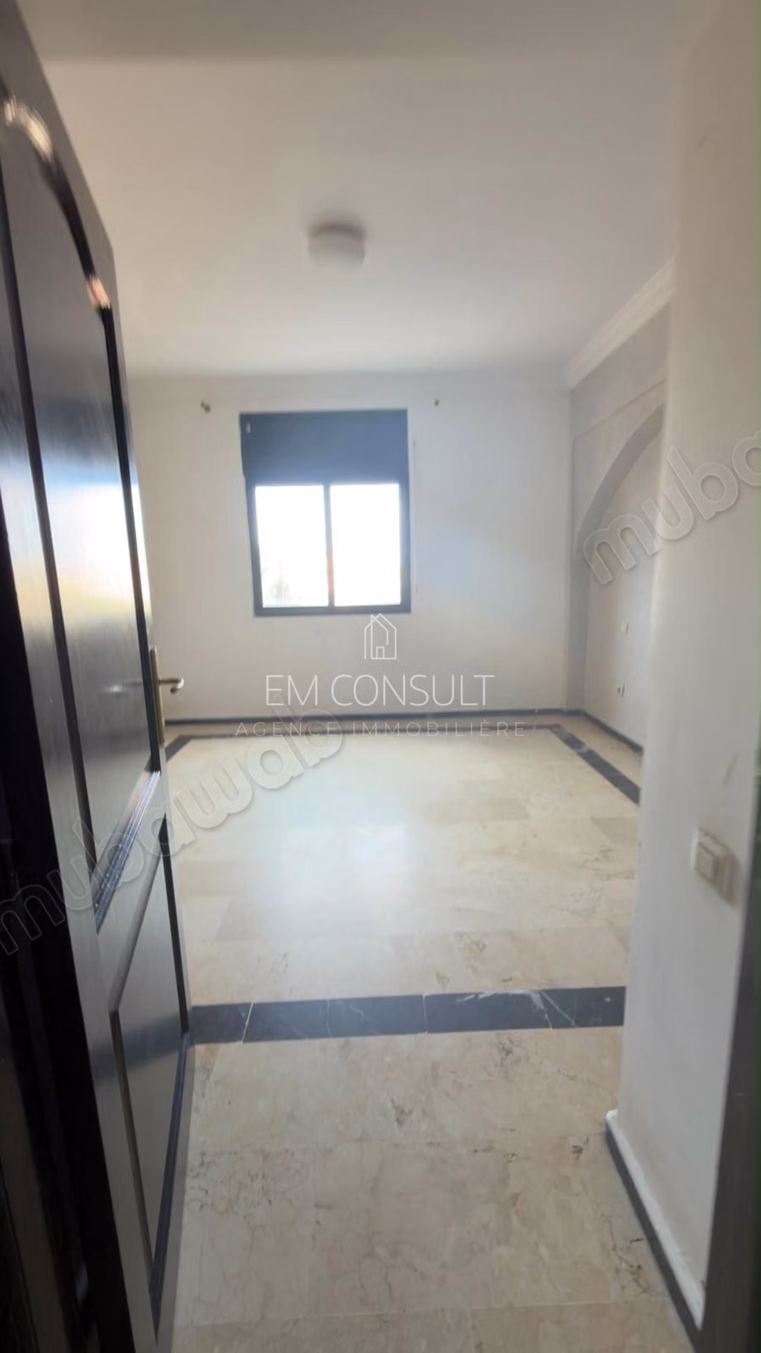 LOCATION Appartement 3 chambres 136 m² Hivernage