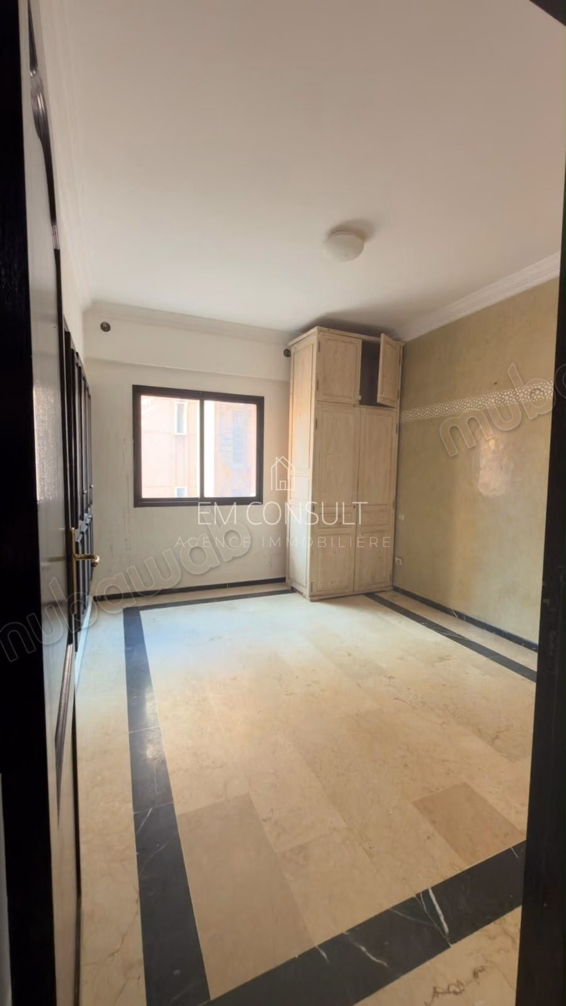 LOCATION Appartement 3 chambres 136 m² Hivernage