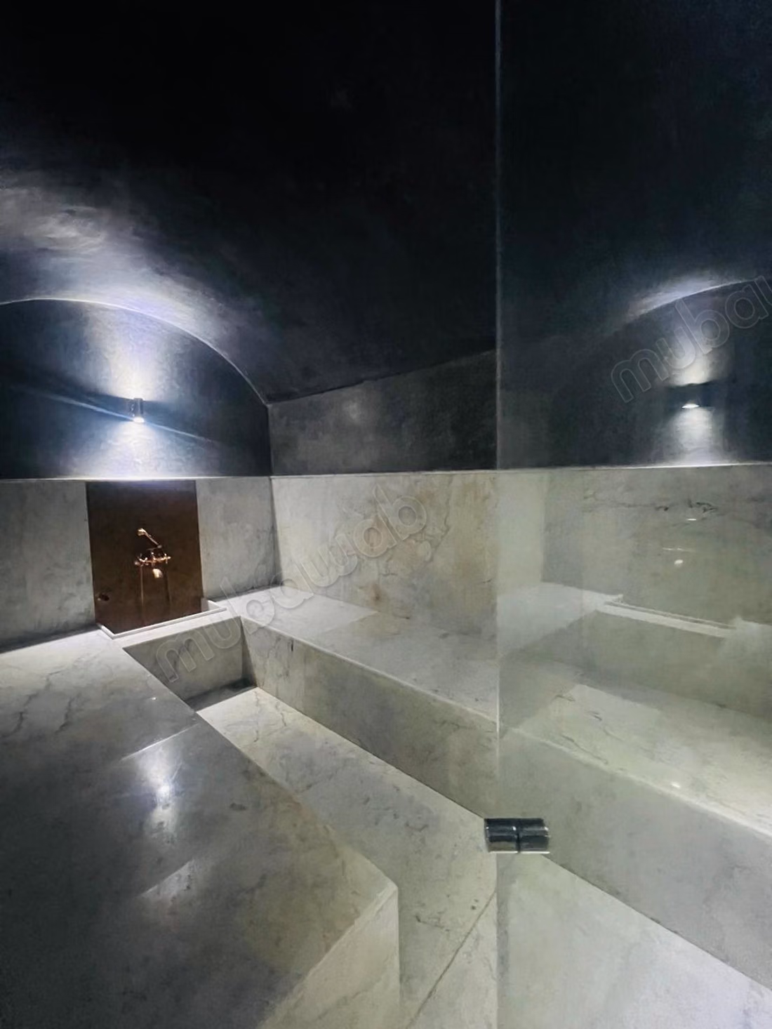 Sell apartment on Route de Tahanaout. 4 beautiful bedrooms. Furnished