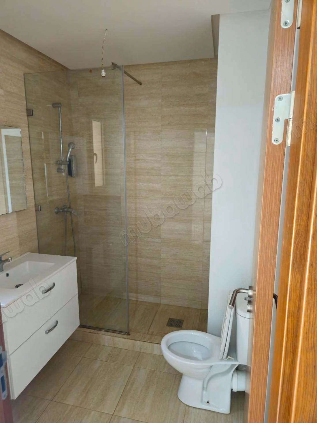 Location d'un appartement à Hivernage. 3 chambres