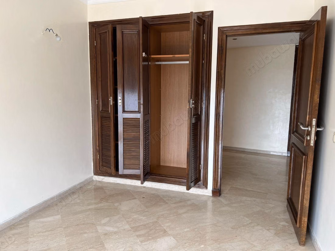 Appartement à louer à Val Fleuri