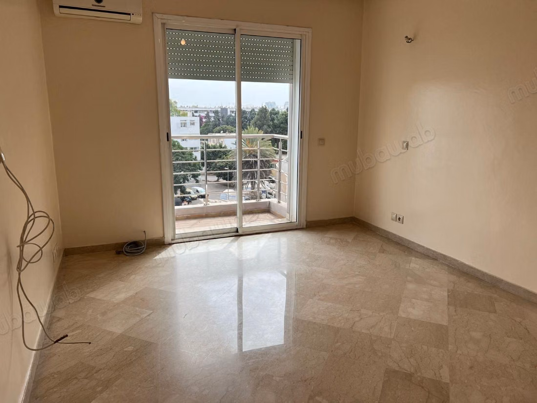 Appartement à louer à Val Fleuri
