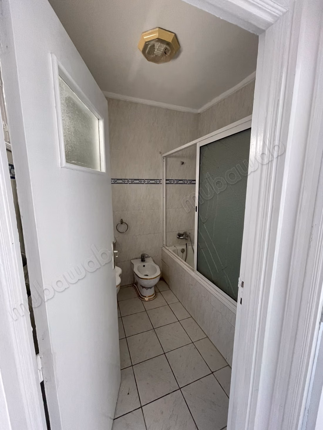 Appartement à louer à 2 pièces à rue nejma