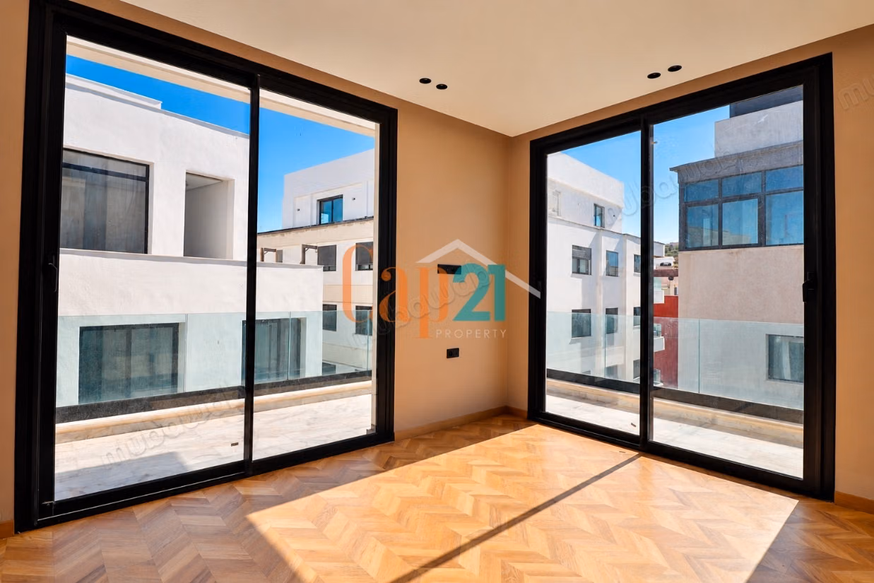 À louer – Duplex 3 chambres Vide ou Meublé