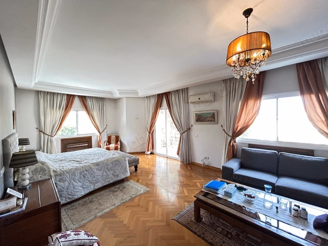 Sublime villa 4 ch à louer 
Ain Diab 
Casablanca