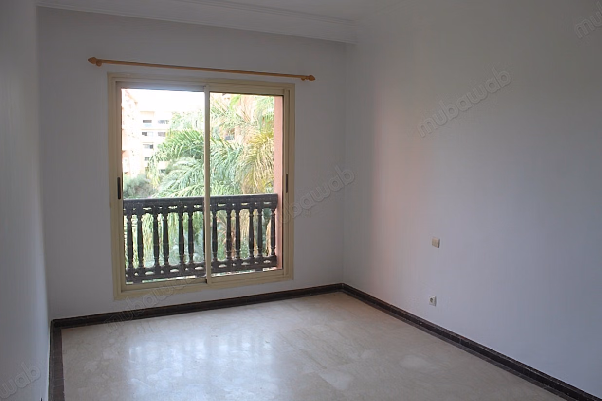 Grand appartement de 3 chambres a l'Hivernage