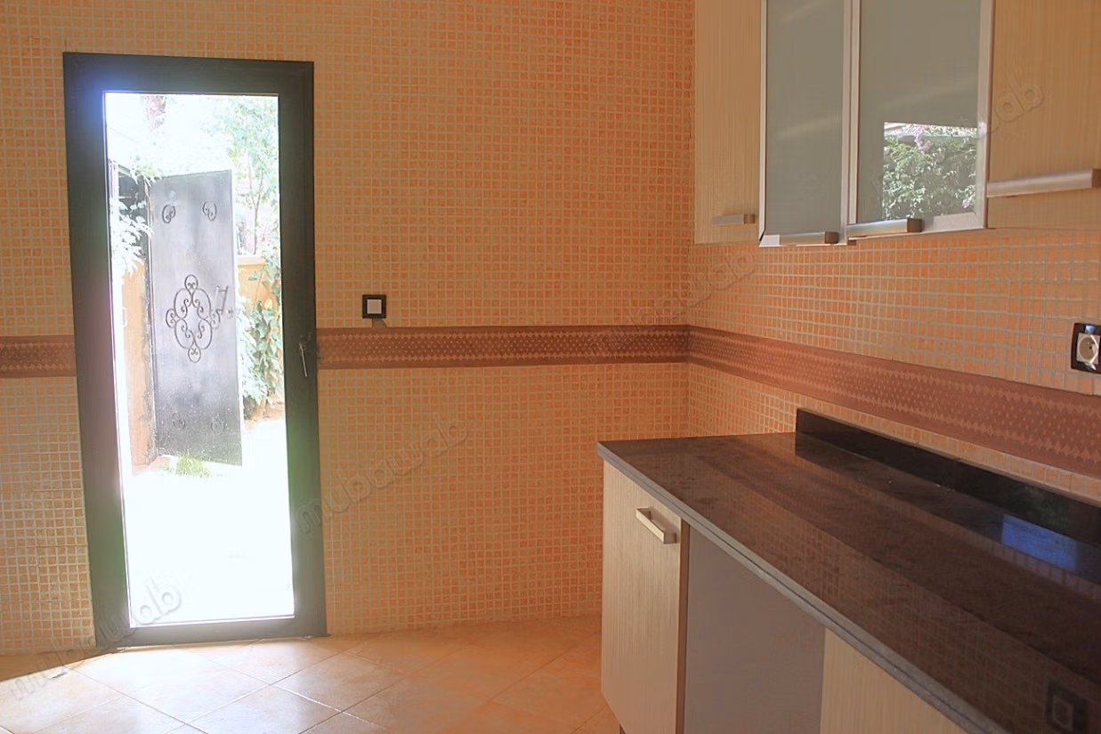 Villa a Louer vide de trois chambres