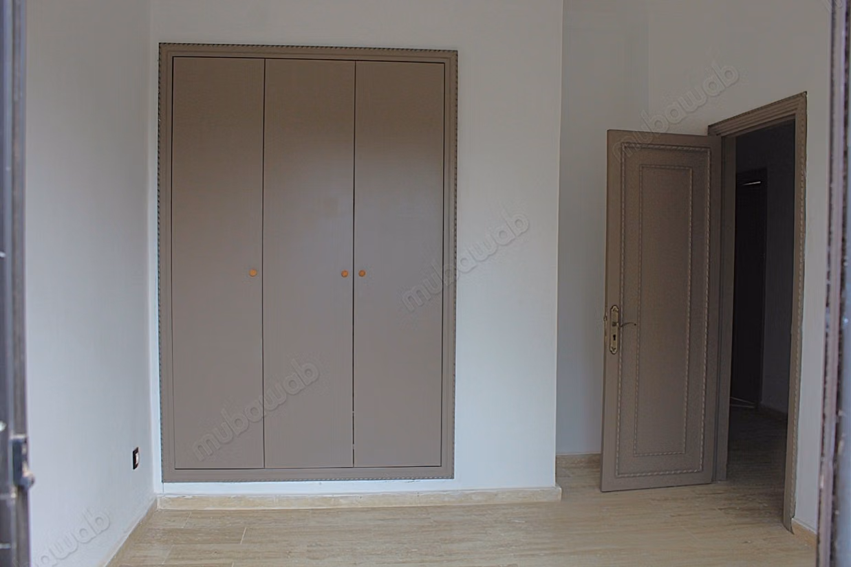 Villa a Louer vide de trois chambres