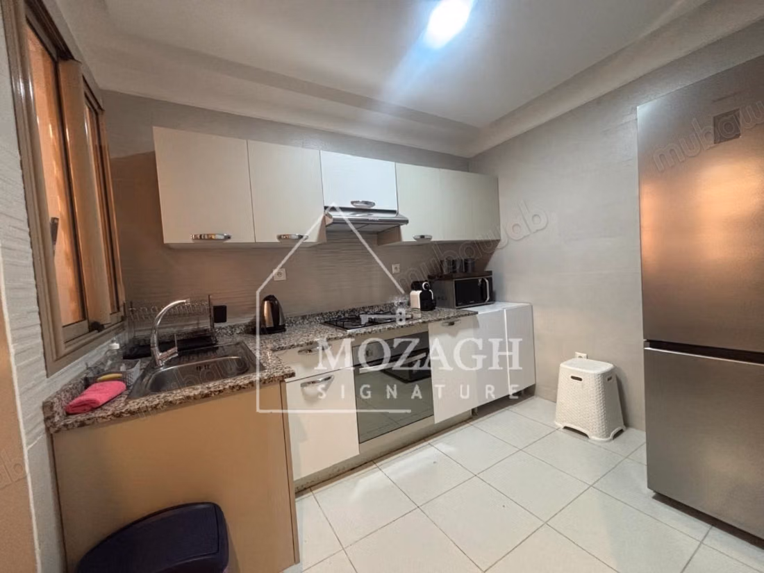 Bel appartement 2 chambres sur résidence – Agdal