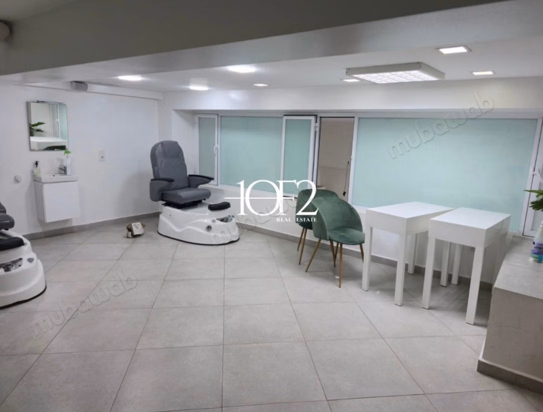 Local commercial à vendre – Proche Place Al Madina
