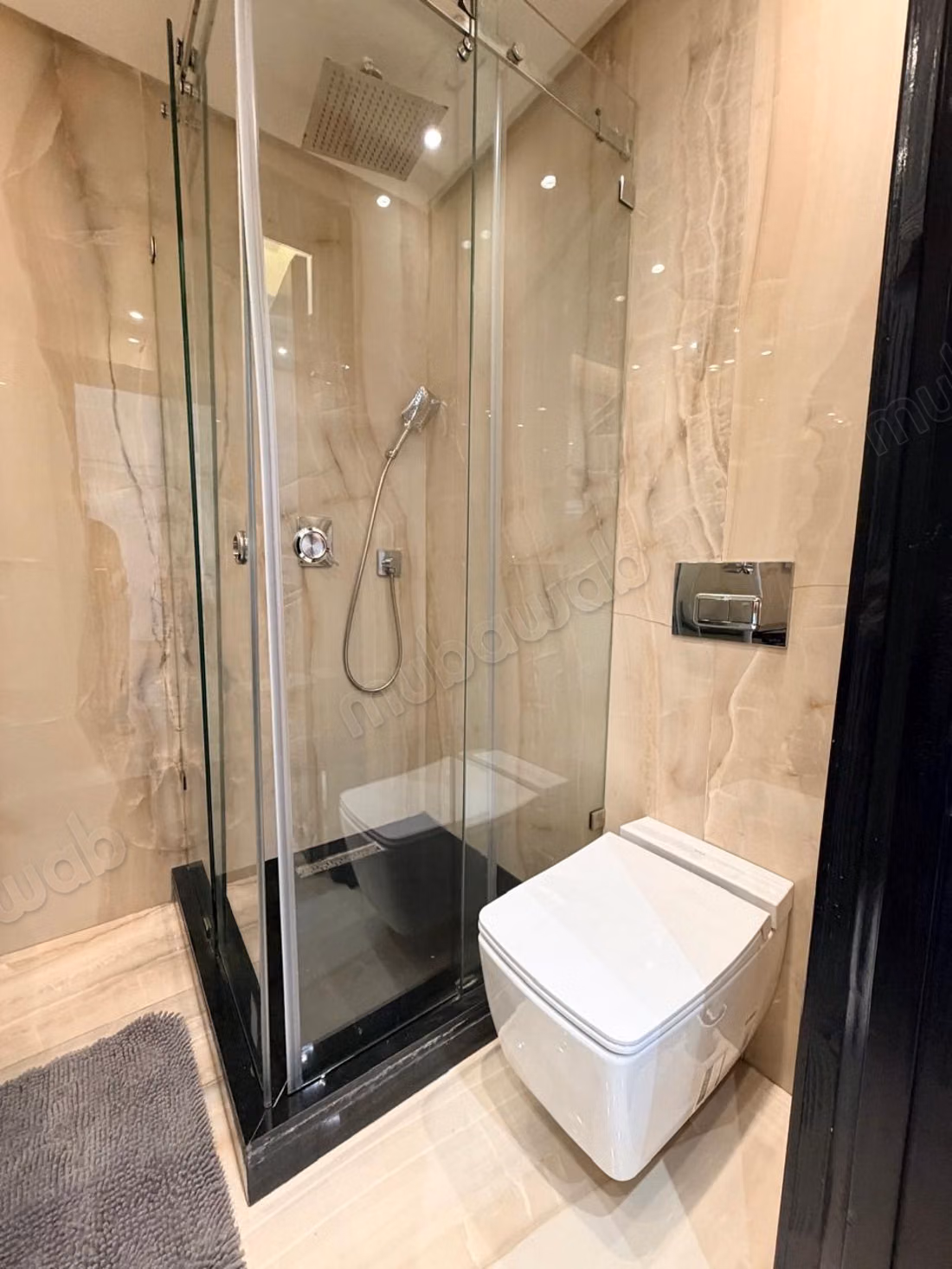 Bel appartement à vendre à Val Fleury. 3 chambres. Service de concierge, cheminée