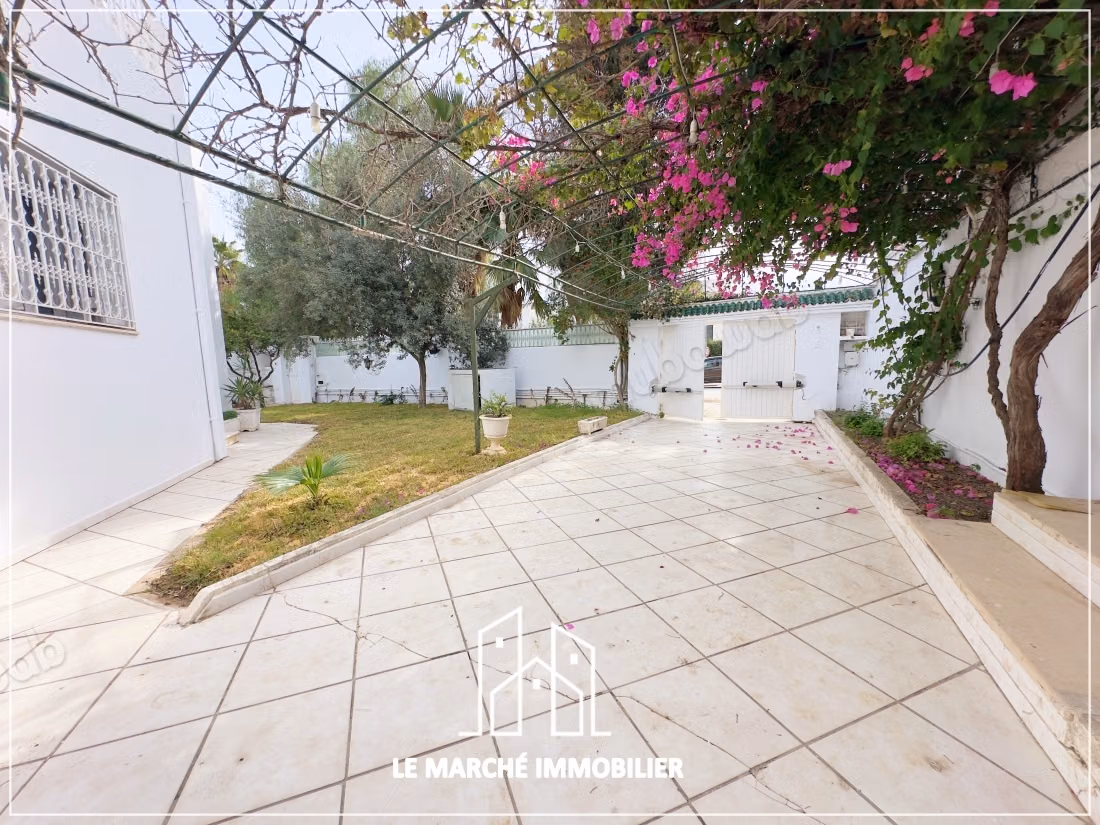 Villa avec picine en s6 au manar 1