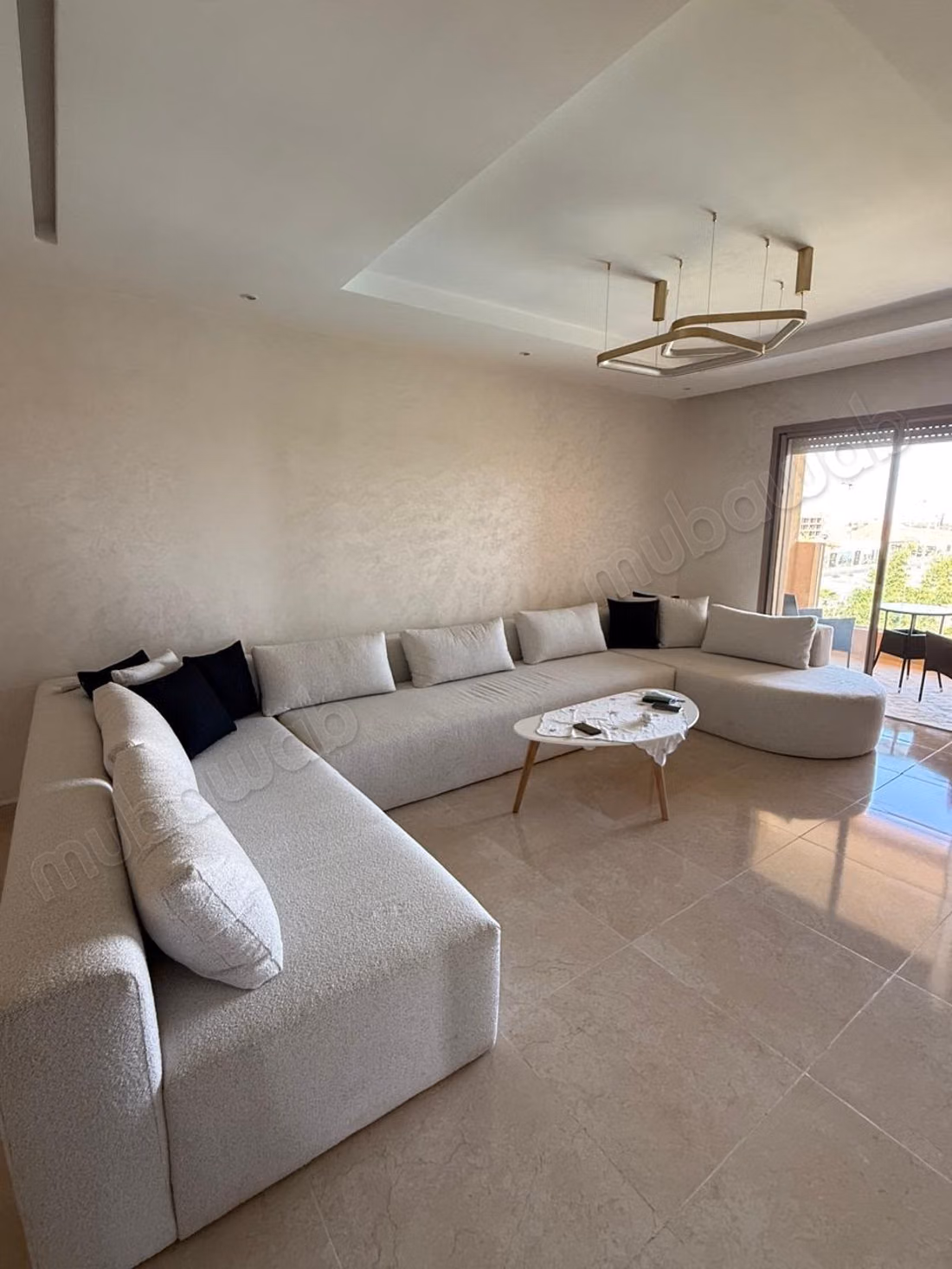 Appart meublé 2 ch, vue piscine – Coralia Agdal