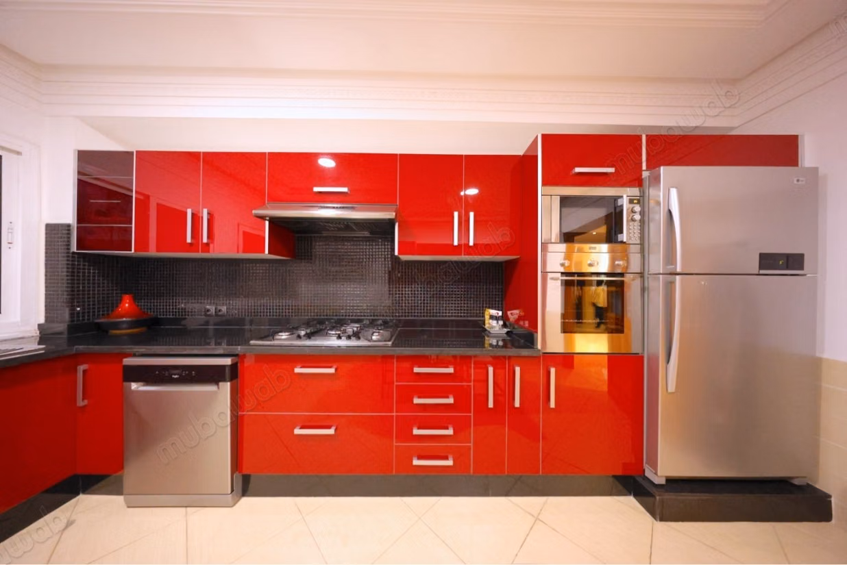 Appartement à louer en Centre. Surface totale 240 m².
Concierge et climatisation