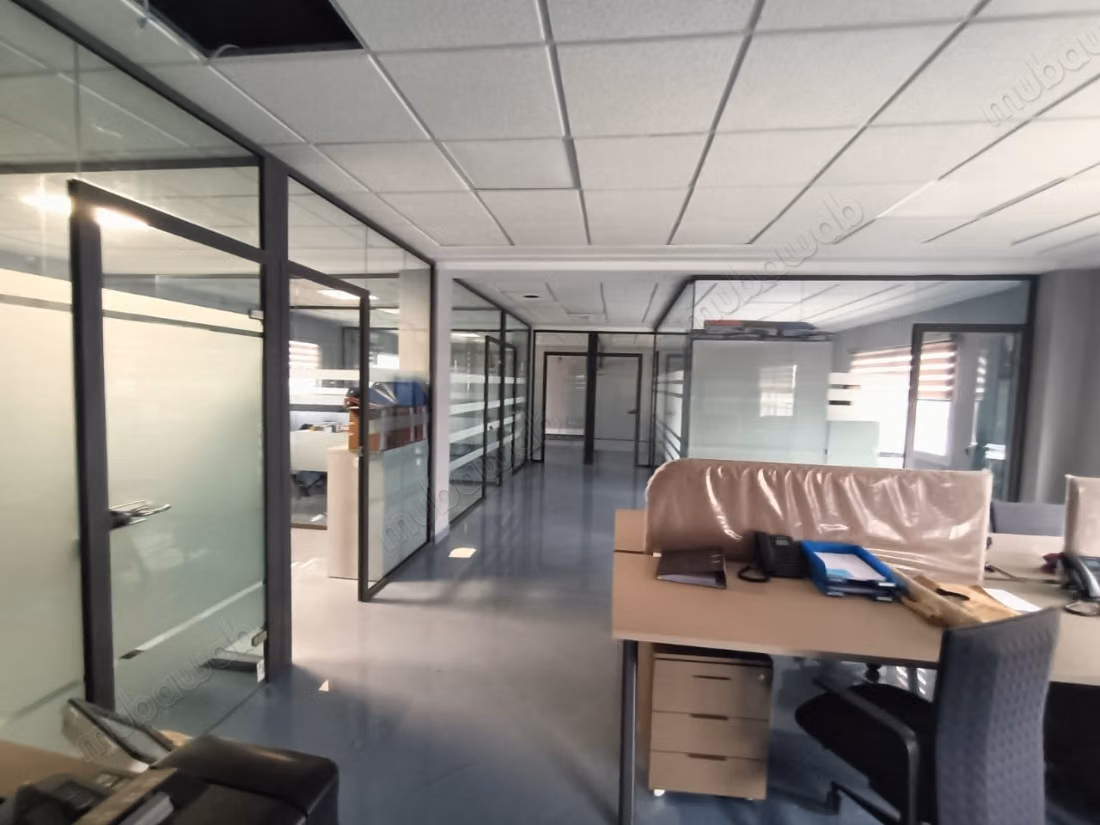 A vendre complexe industriel 1100m2 Sapino