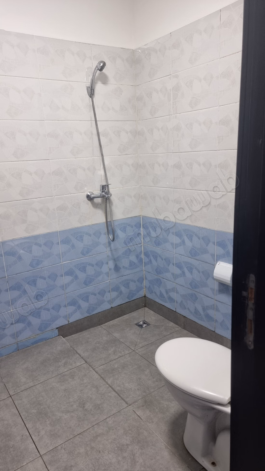 Vend appartement à Hay Salam.
Surface totale 55 m².
Meublé