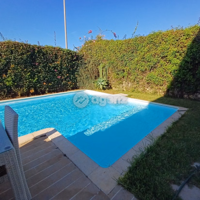 Villa à vendre 462 m², 4 chambres Route d'Azzemmour Dar Bouazza