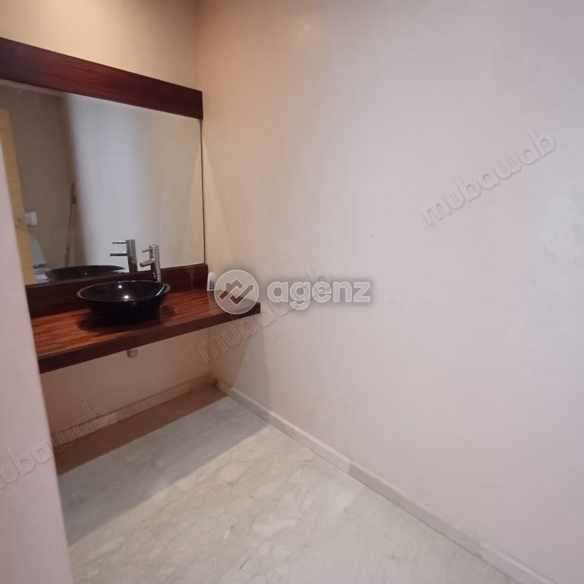 Villa à vendre 462 m², 4 chambres Route d'Azzemmour Dar Bouazza