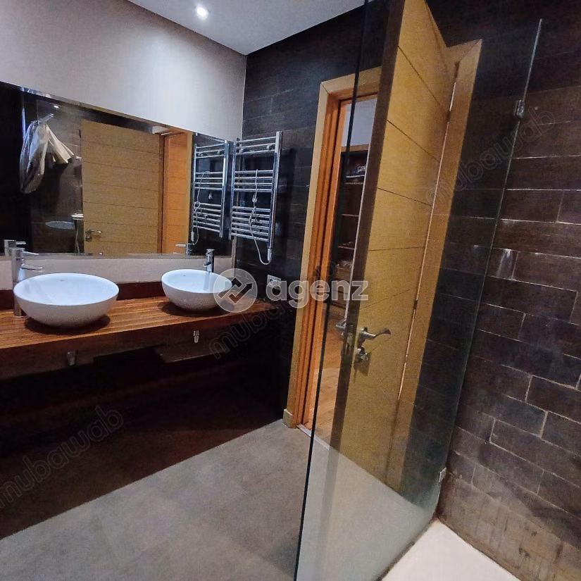 Villa à vendre 462 m², 4 chambres Route d'Azzemmour Dar Bouazza