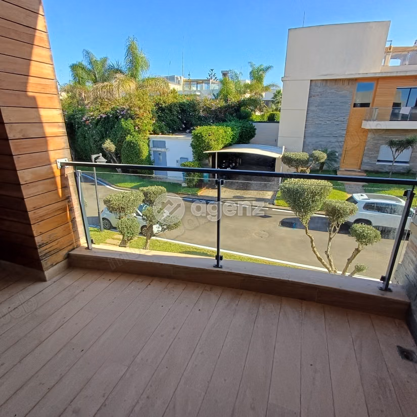 Villa à vendre 462 m², 4 chambres Route d'Azzemmour Dar Bouazza
