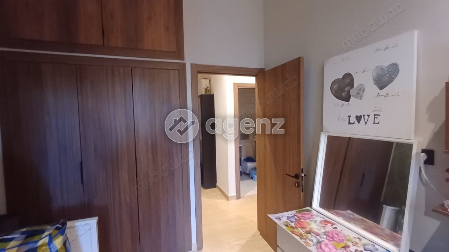 Appartement à vendre 120 m², 3 chambres 
Aïn Sebaâ 
Casablanca
