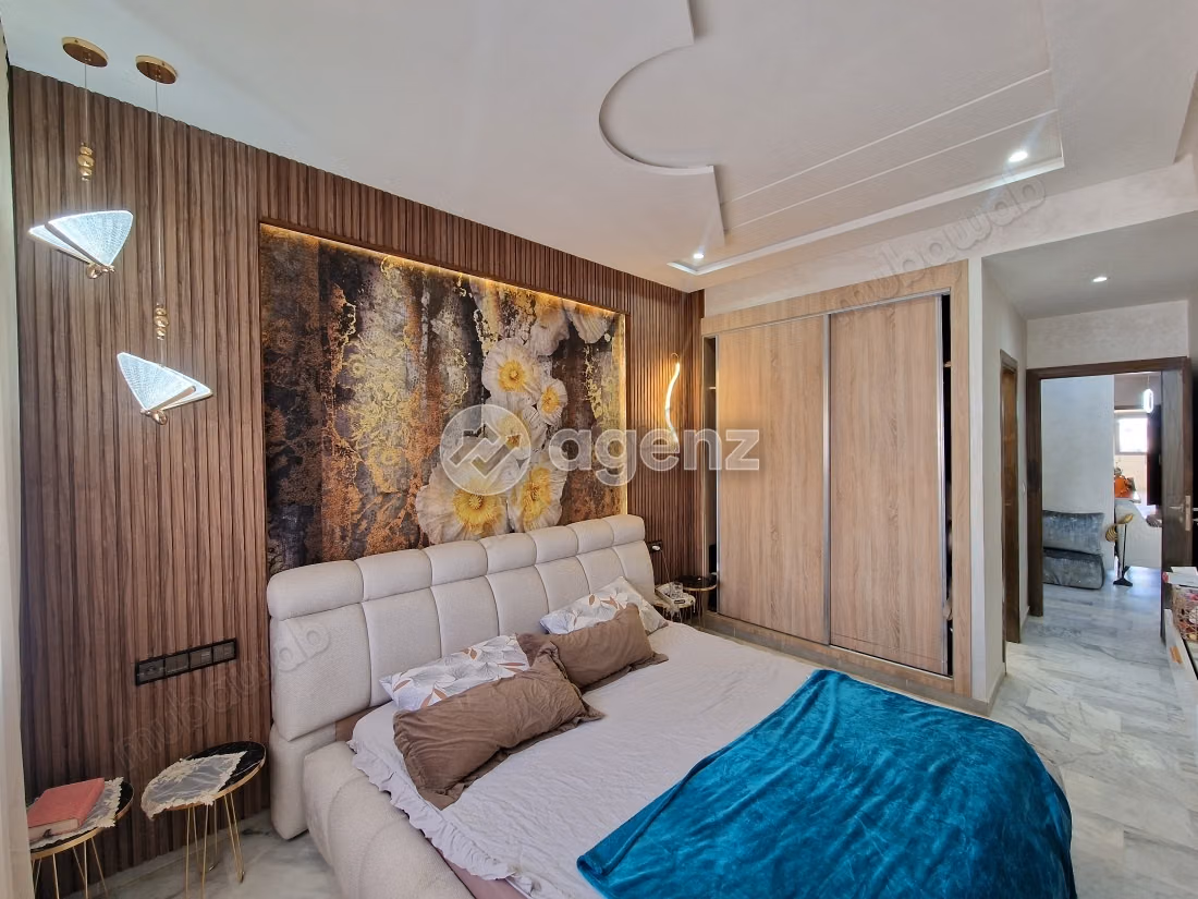 Appartement à vendre 114 m², 3 chambres 
Route immouzer 
Fès