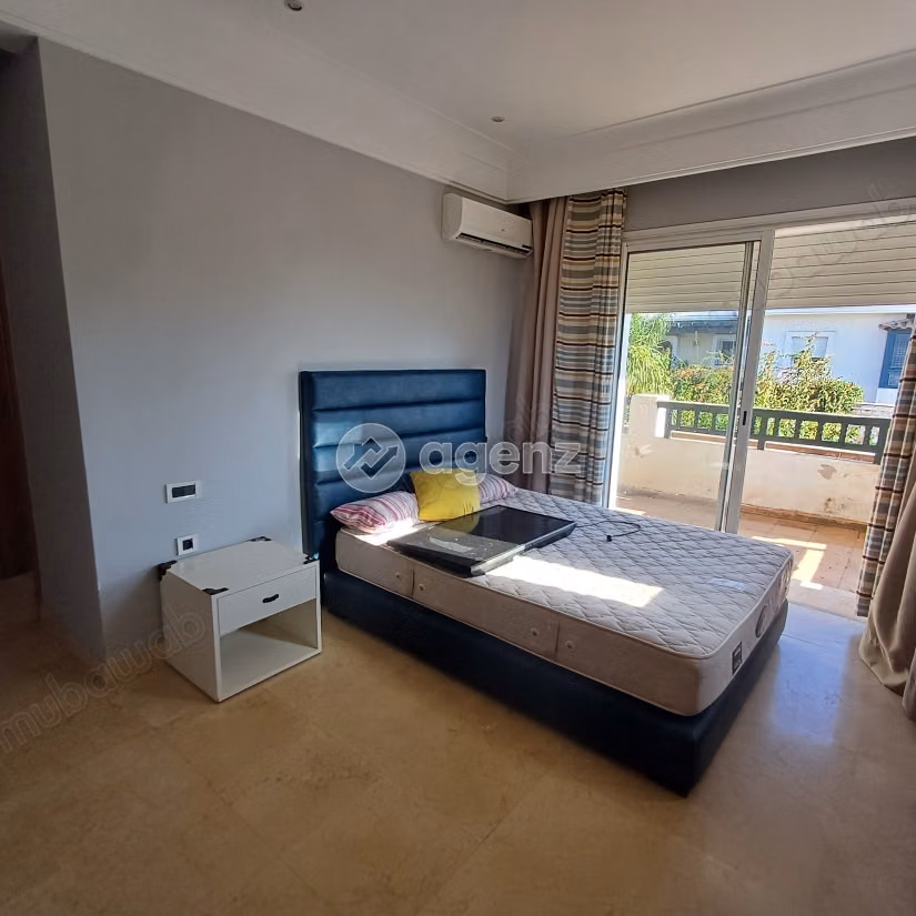 Villa à vendre 741 m², 5 chambres Route d'Azzemmour Dar Bouazza