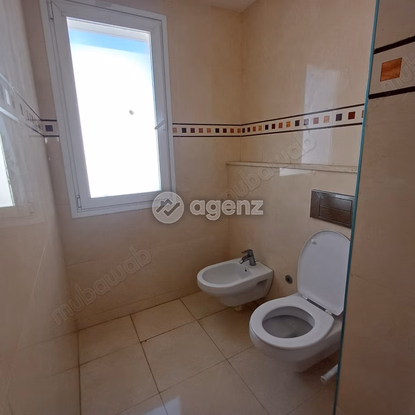 Villa à vendre 741 m², 5 chambres Route d'Azzemmour Dar Bouazza
