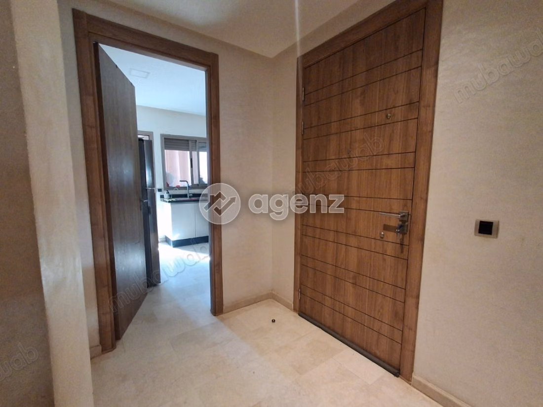 Apartamento en venta 118 m², 2 habitaciones Otro Dar Bouazza
