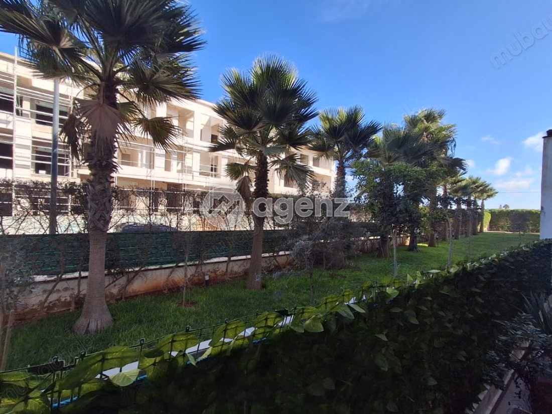 Apartamento en venta 118 m², 2 habitaciones Otro Dar Bouazza