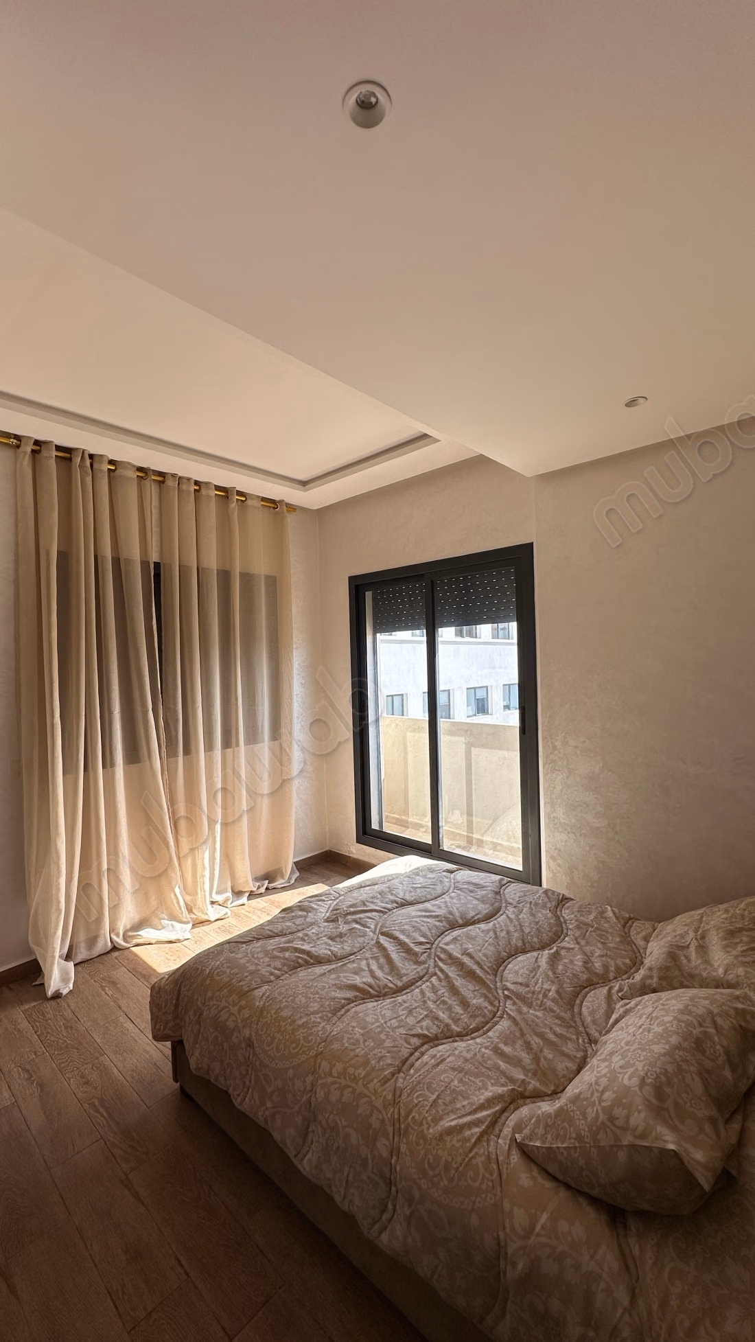 Apartamento de vacaciones en alquiler en Aïn Sebaâ. 3 habitaciones. Estacionamiento y ascensor