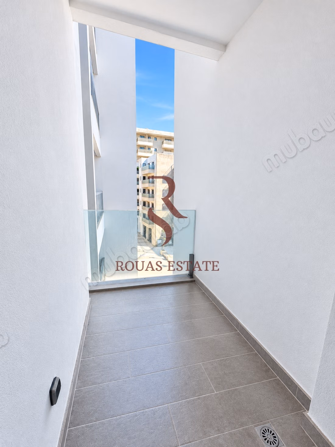 Appartement meublé 3 chambres 134 m² CFC