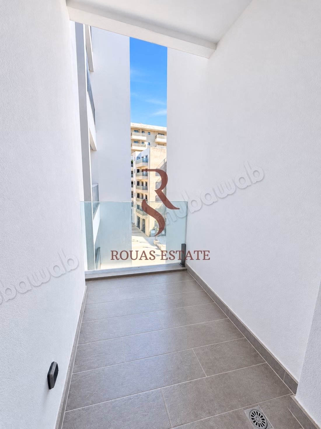 Appartement meublé 3 chambres 137 m² à louer à CFC