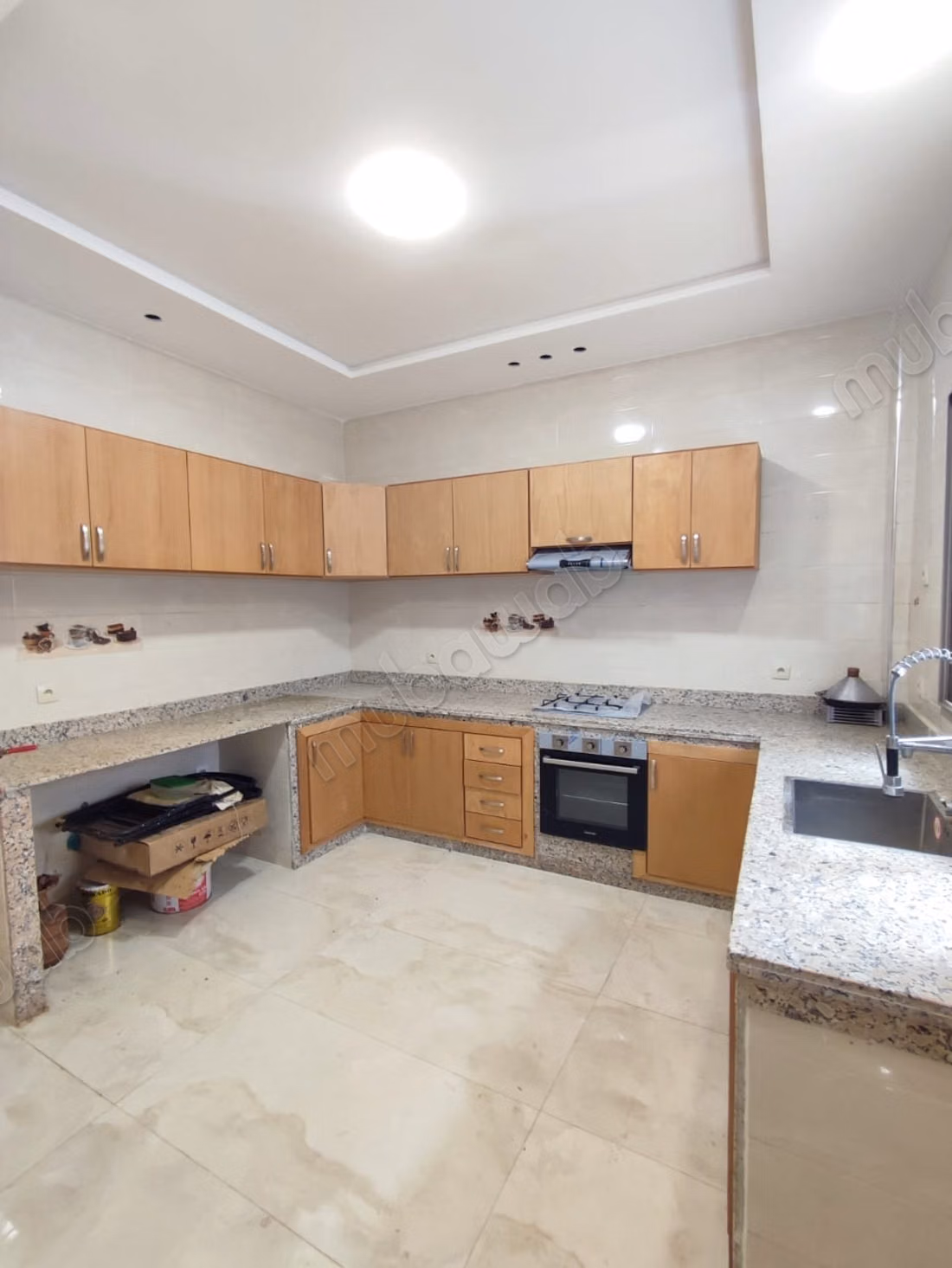 Appartement a vendre guich loudaya 
temara