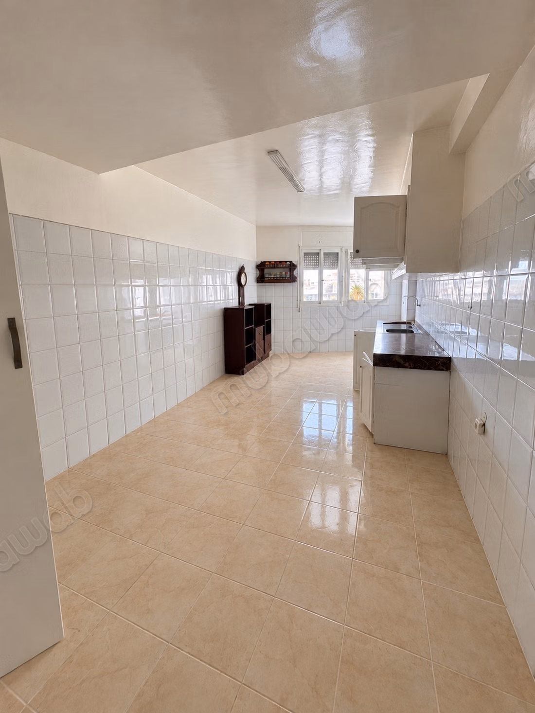 Luminoso 2 habitaciones - sin vistas