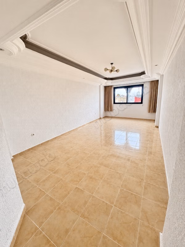 Luminoso 2 habitaciones - sin vistas