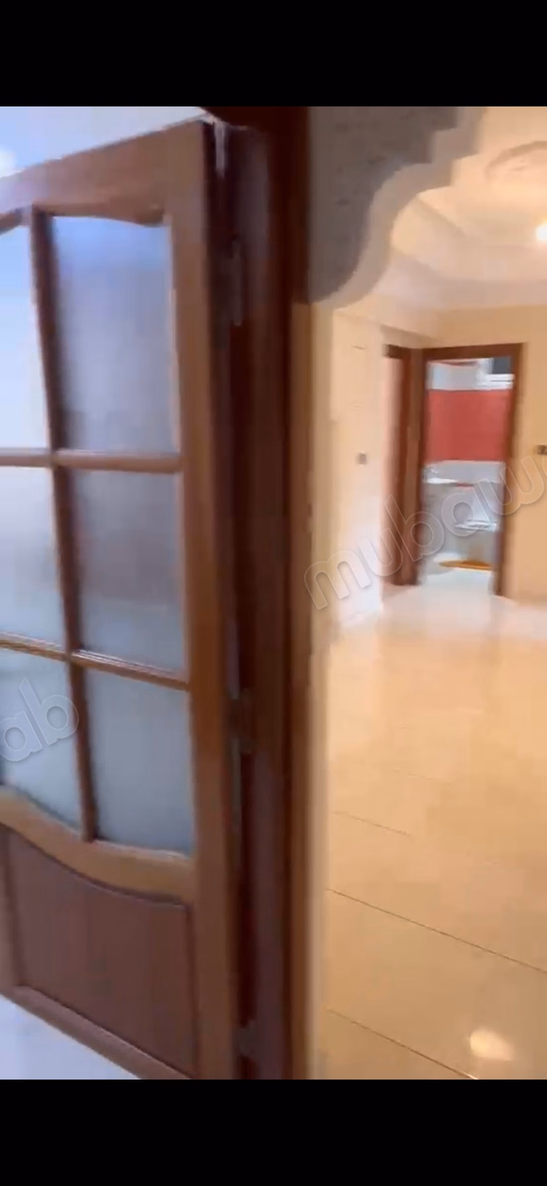 Mooie appartement te huur in Hay Al Fath. 3 comfortabele kamers. Versterkte deur en beveiligde residentie
