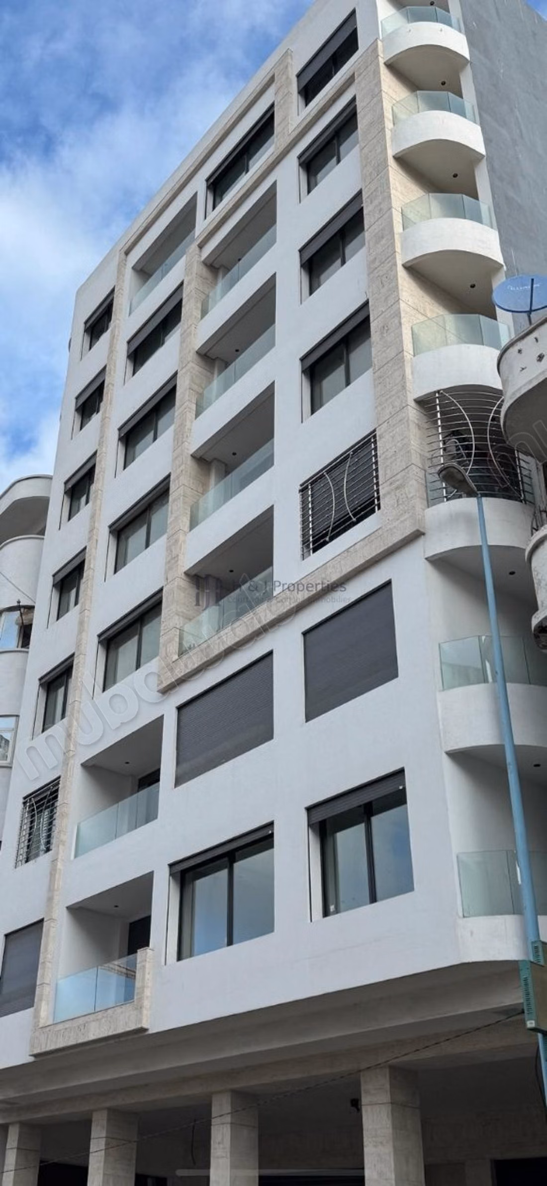 T2 meublé 50m² balcon residence neuve