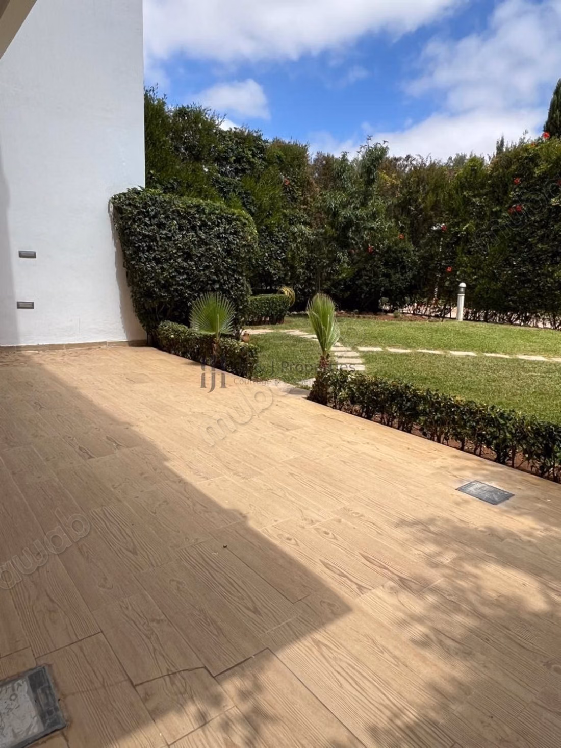 T4 meublé 255m² terrasse et jardin