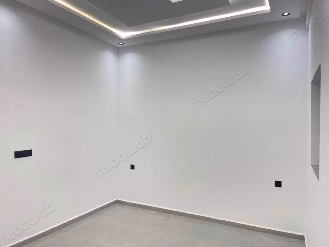 Bel appartement à vendre à Argana. 
Superficie 90 m². 
Vue exceptionnelle sur la montagne, 
Fenêtres en double vitrage